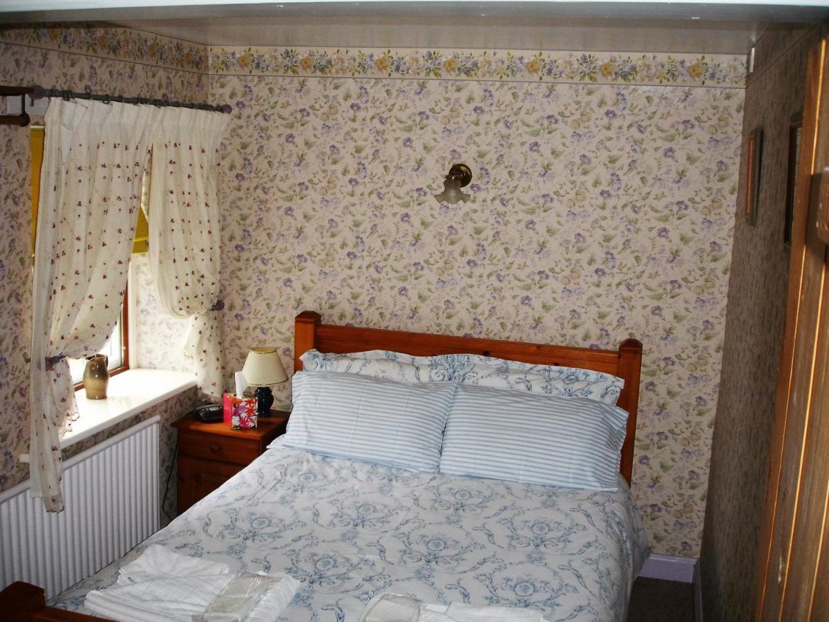 The Clochfaen Bed & Breakfast Llangurig Exterior photo